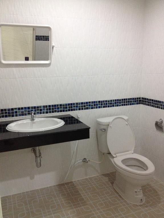 Apartments Baanlaktee 9 Ката Бийч Екстериор снимка